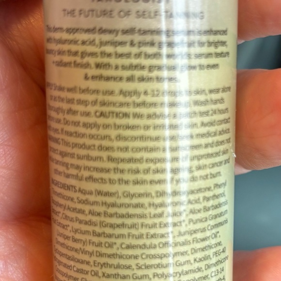 TANOLOGIST Day Glow Hyaluronic Radiance Self-Tan Serum - Picture 7 of 9